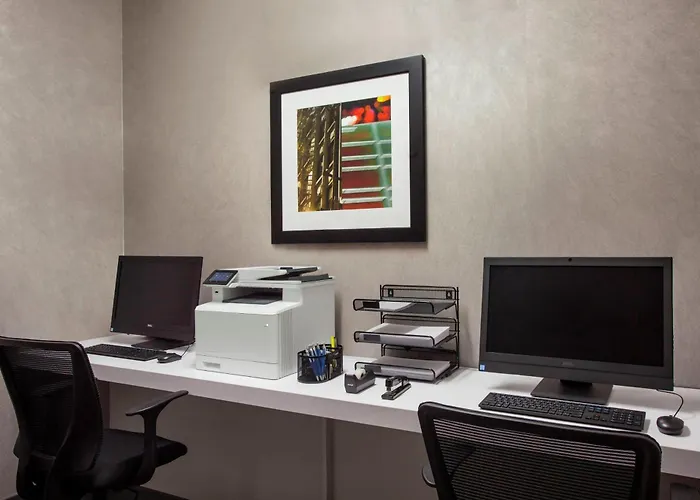 Four Points By Sheraton Manhattan Midtown West